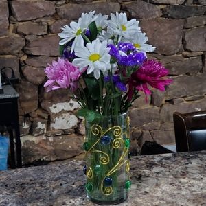 Hand Crafted Round Cylinder Glass Vase